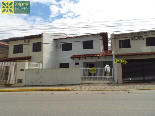 Casa - Porto Belo SC